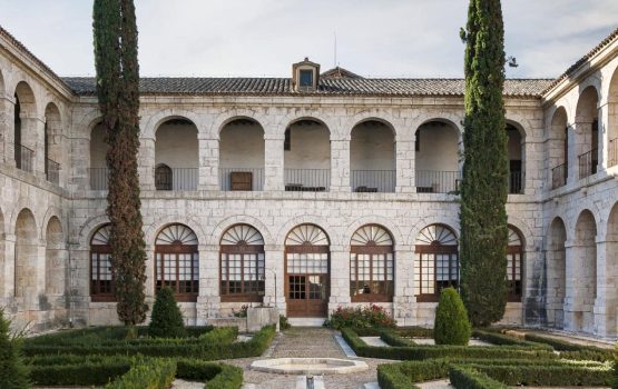 Real Monasterio de Santa Clara – patio